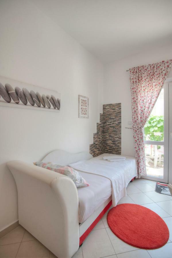 Apartmani Daco Sveti Stefan Zewnętrze zdjęcie