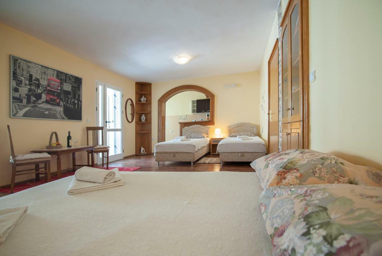 Apartmani Daco Sveti Stefan Zewnętrze zdjęcie